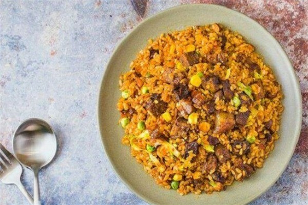 厲害炒飯加盟