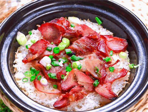 霸胃煲仔飯
