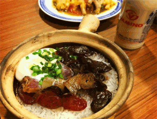 牛記煲仔飯