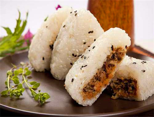 悠嘻飯團