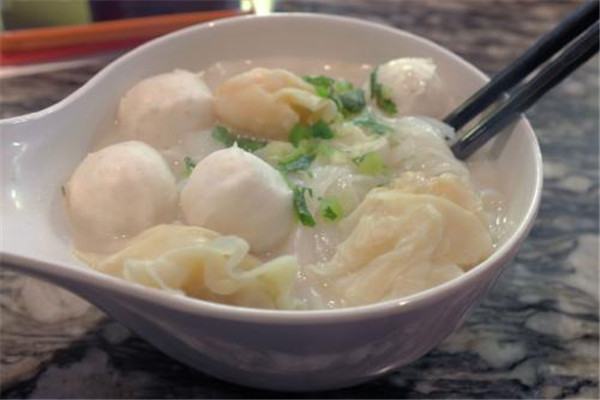 愛記潮州魚蛋粉