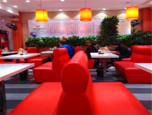 惠粵軒廣東煲仔飯加盟