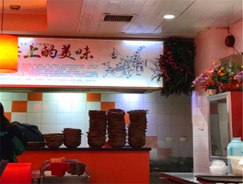 惠粵軒廣東煲仔飯加盟