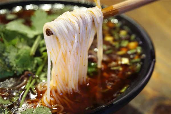 清香苑牛肉面加盟