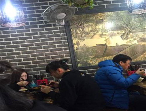 景皓黃燜雞米飯加盟