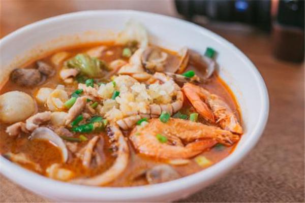 食雜掂撈面加盟