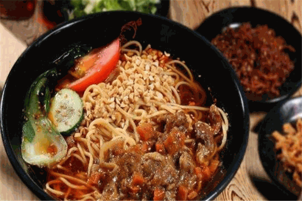 食城老媽重慶小面加盟