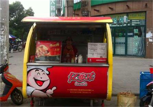億家樂(lè)早餐車(chē)