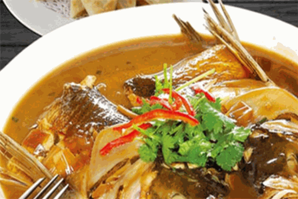 魚頭大大魚頭泡飯加盟