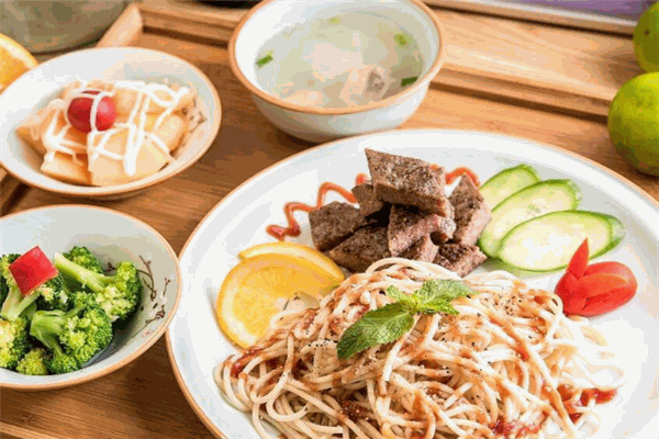 真辣風快餐加盟