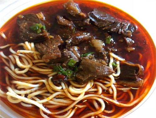 老奶奶牛肉面館加盟