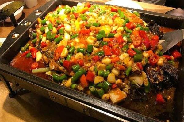 饞嘴密碼肉蟹煲烤魚加盟