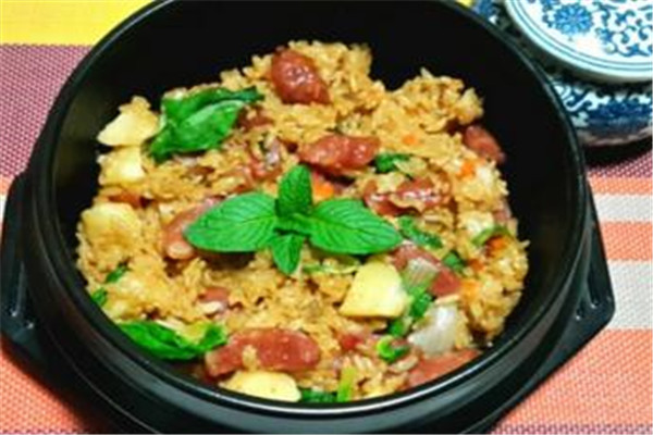 米愛米煲仔飯加盟