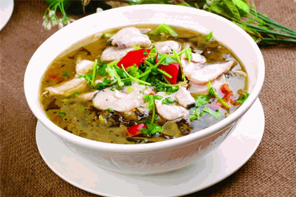 椒點酸菜魚加盟
