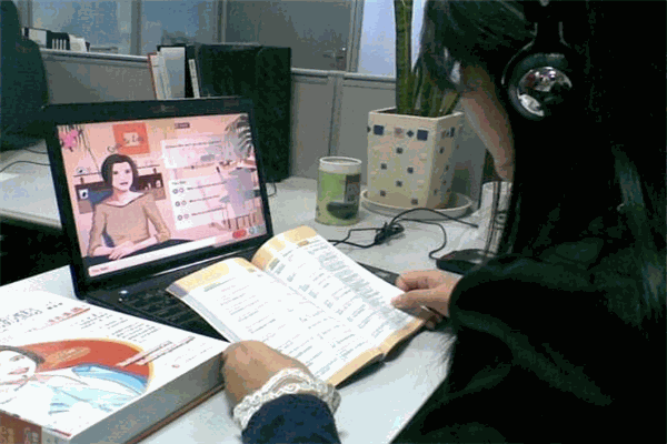 Lucy陪你說英語
