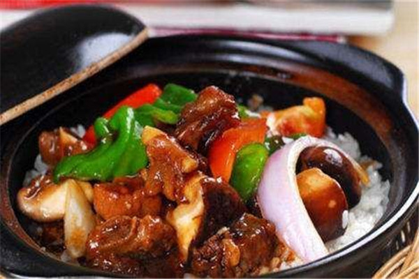 鼎朝天廣式煲仔飯加盟