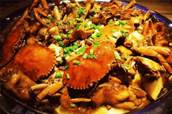 八哥肉蟹煲加盟