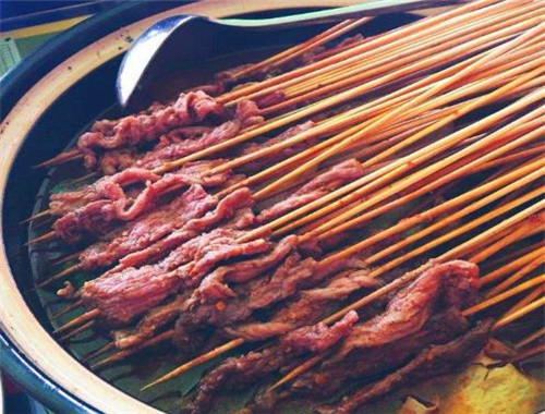 見證80后串串加盟