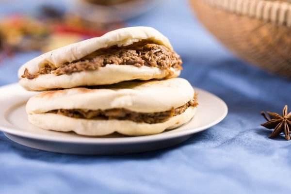 姑娘手西安肉夾饃加盟