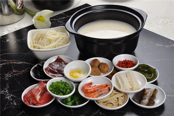 饞天下過橋米線麻辣燙加盟
