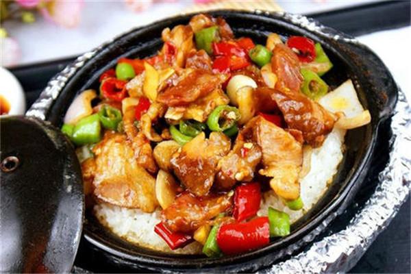客家小廚煲仔飯加盟