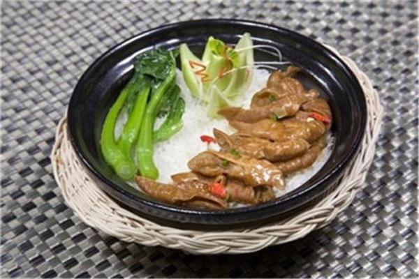 客家小廚煲仔飯加盟
