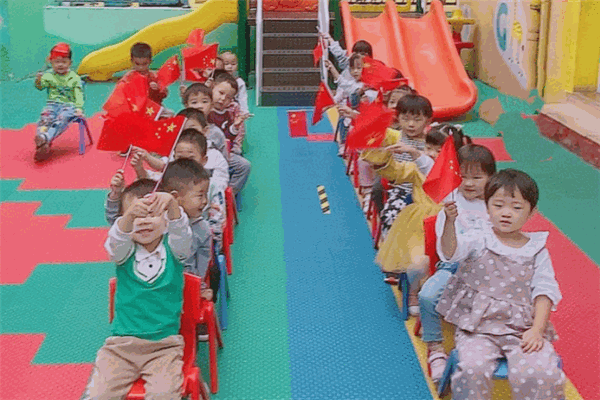 萌貝拉幼兒園園務管理系統加盟
