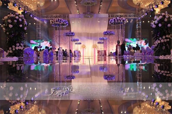 無尚摯愛婚慶加盟