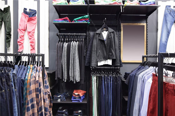 澤越服裝批發網店加盟