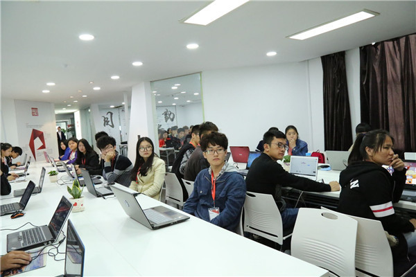 慧龍計算機系統加盟