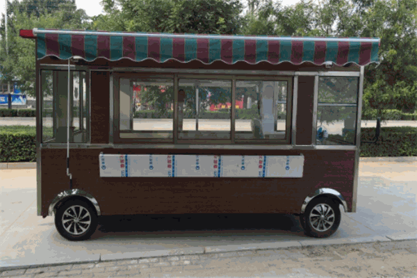長(zhǎng)江七號(hào)小吃車
