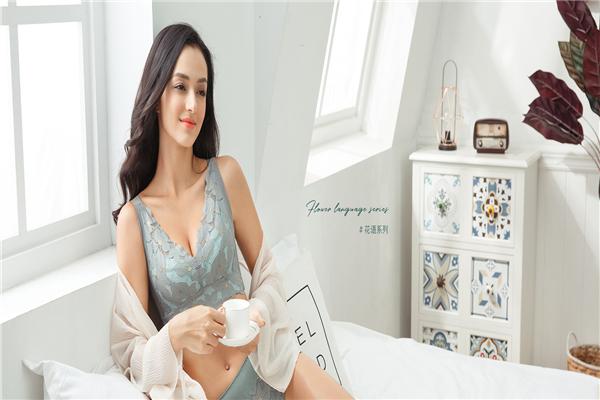 迪奧波登內(nèi)衣加盟