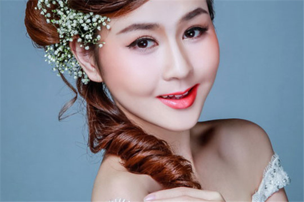 伊麗莎白美容學校加盟