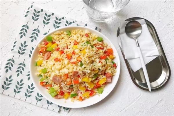 米小奴炒飯加盟
