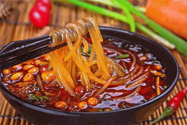 溜溜酸辣粉