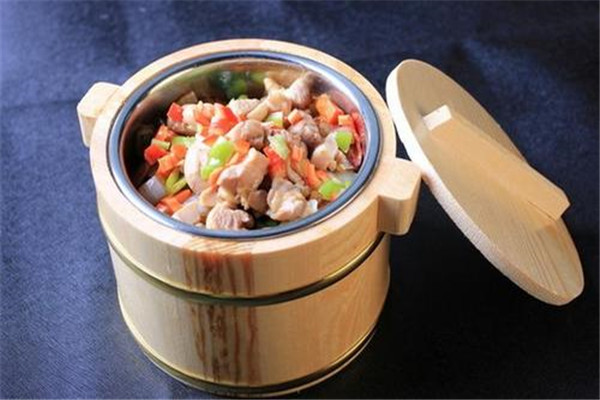 香南木桶飯加盟