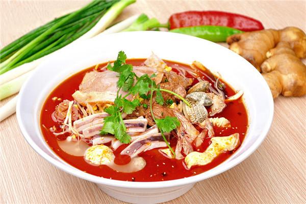 愛焱冒菜加盟