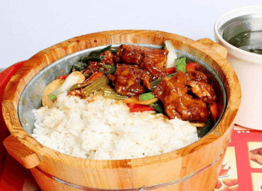 阿桶木木桶飯