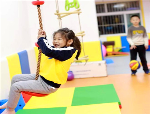 小超人兒童運動館加盟