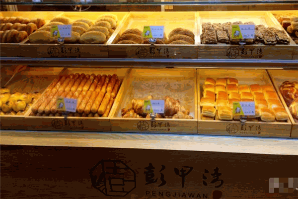 彭甲灣宮廷糕點加盟