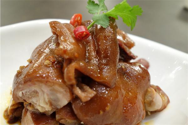 紅領(lǐng)餐飲