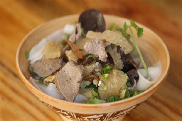 安遠(yuǎn)三鮮粉加盟