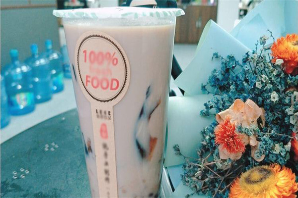 白雨果奶茶