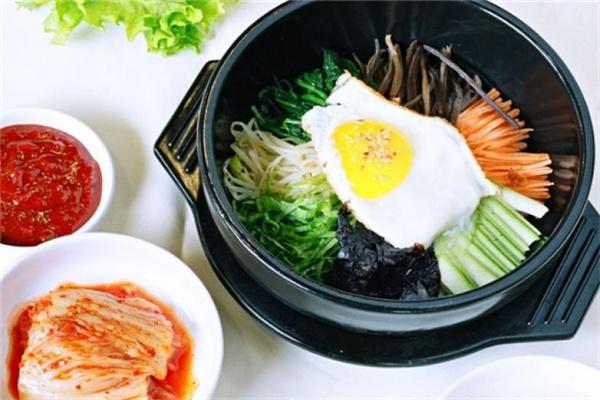 士大力石鍋拌飯加盟
