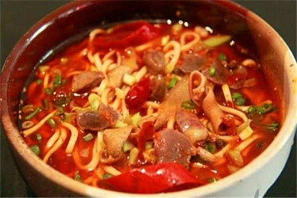 友達(dá)羊肉湯面館