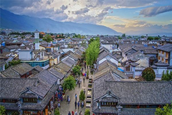 艷陽(yáng)度假所