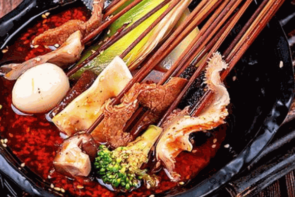 馬路邊邊串串麻辣燙