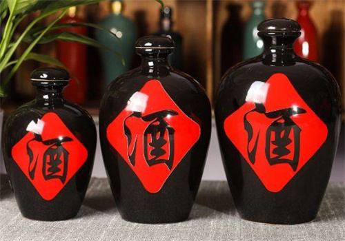 柏龍幕尼酒加盟