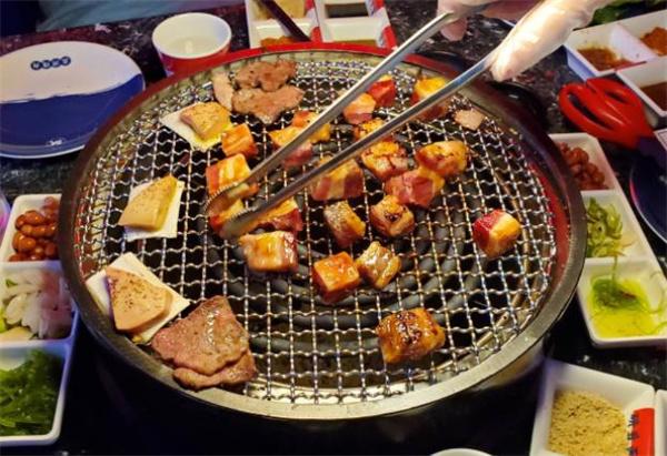 柳飄飄烤肉店生意好不好？人氣怎么樣？