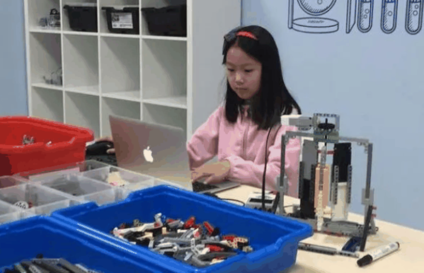 RoboMaker機器人創客教育